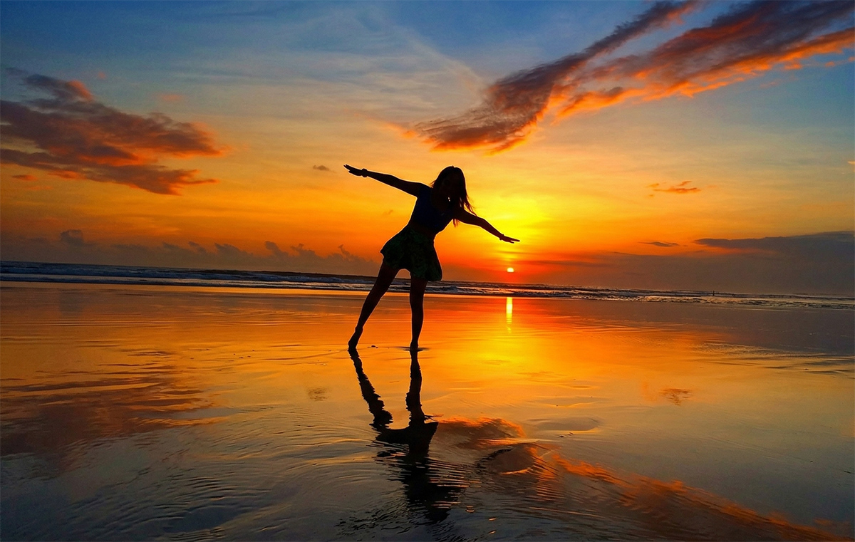 古宇利島の海と夕陽の絶景